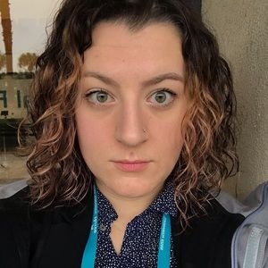 Meet your Posher, Laken